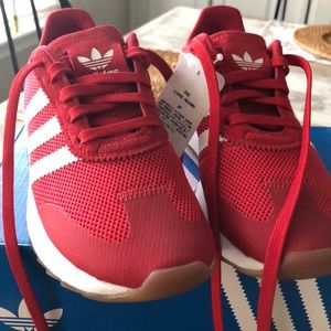 New Women’s Adidas Originals Running Size 7